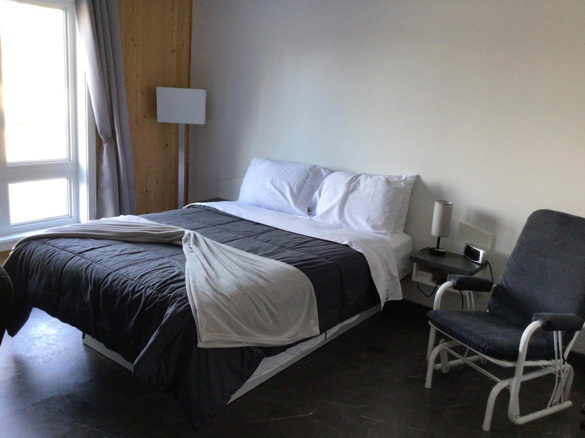 Hotel Auberge St-Felicien Saint-Félicien Eksteriør bilde